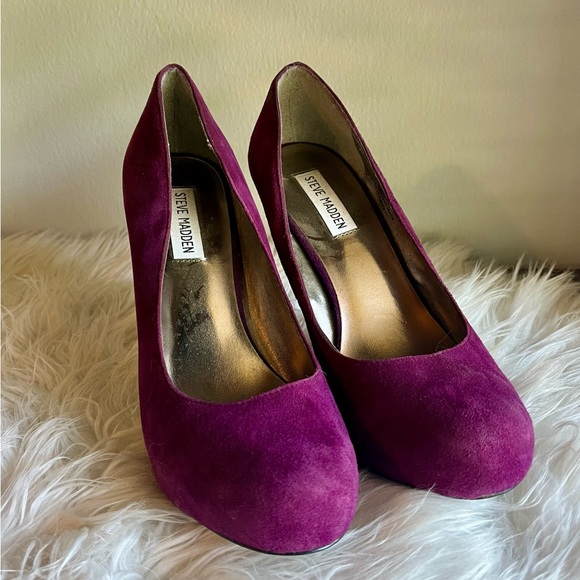 Purple Suede Steve Madden Stiletto Heels - Picture 2 of 5